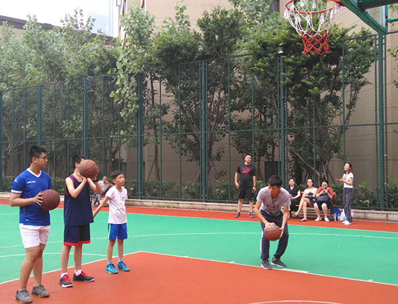 重庆篮球培训力超体育浅谈篮球运动前的热身运