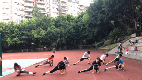 九龙坡中考体育体能训练现场